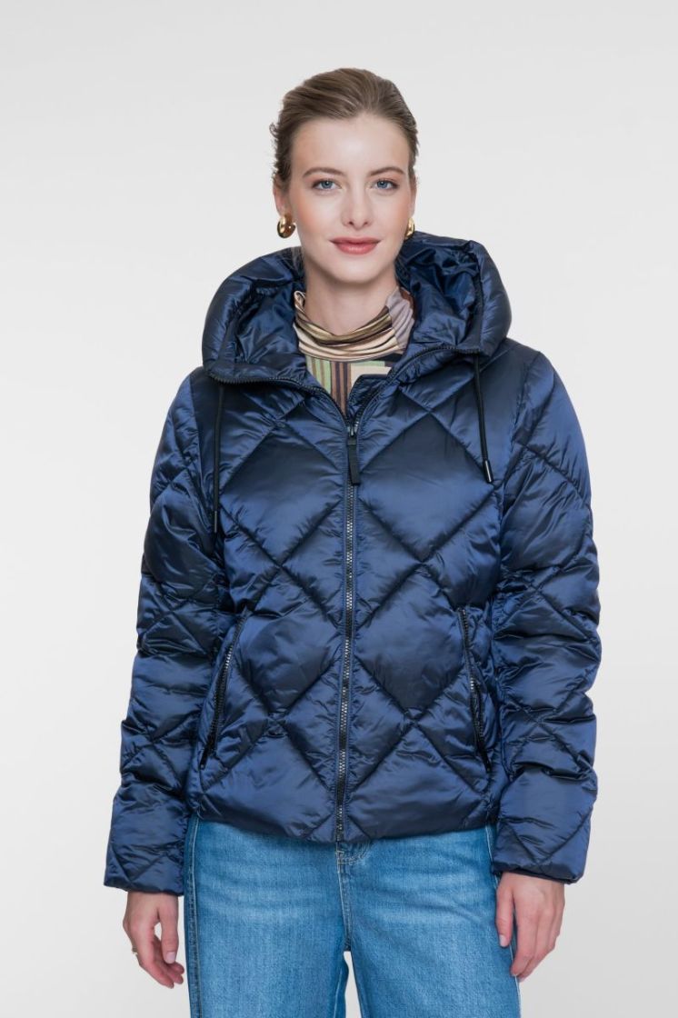  000675 navy